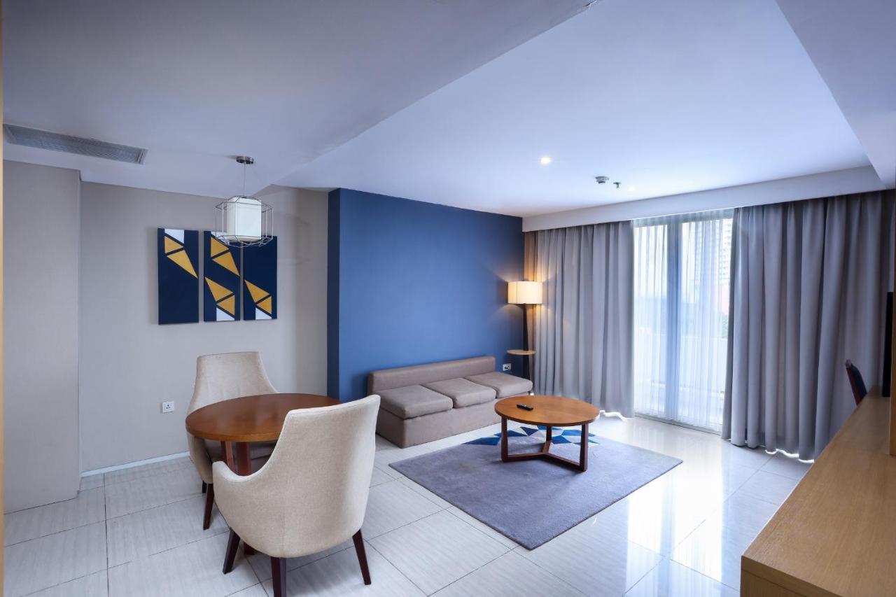 Swiss-belhotel Indah Hotel 4*